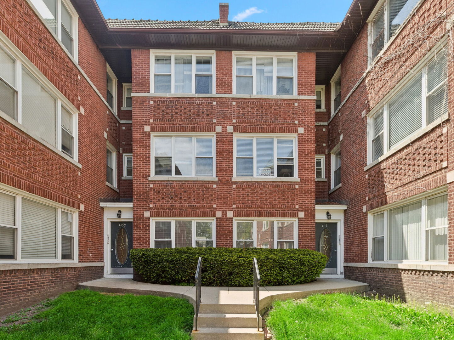 4650 North Saint Louis Avenue Chicago IL 60625