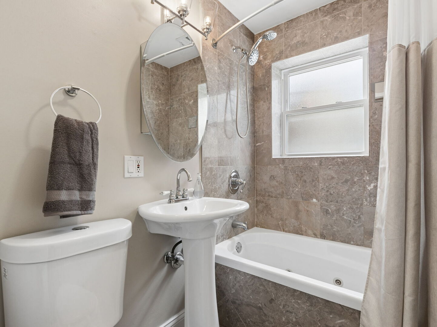 4650 North Saint Louis Avenue Chicago IL 60625