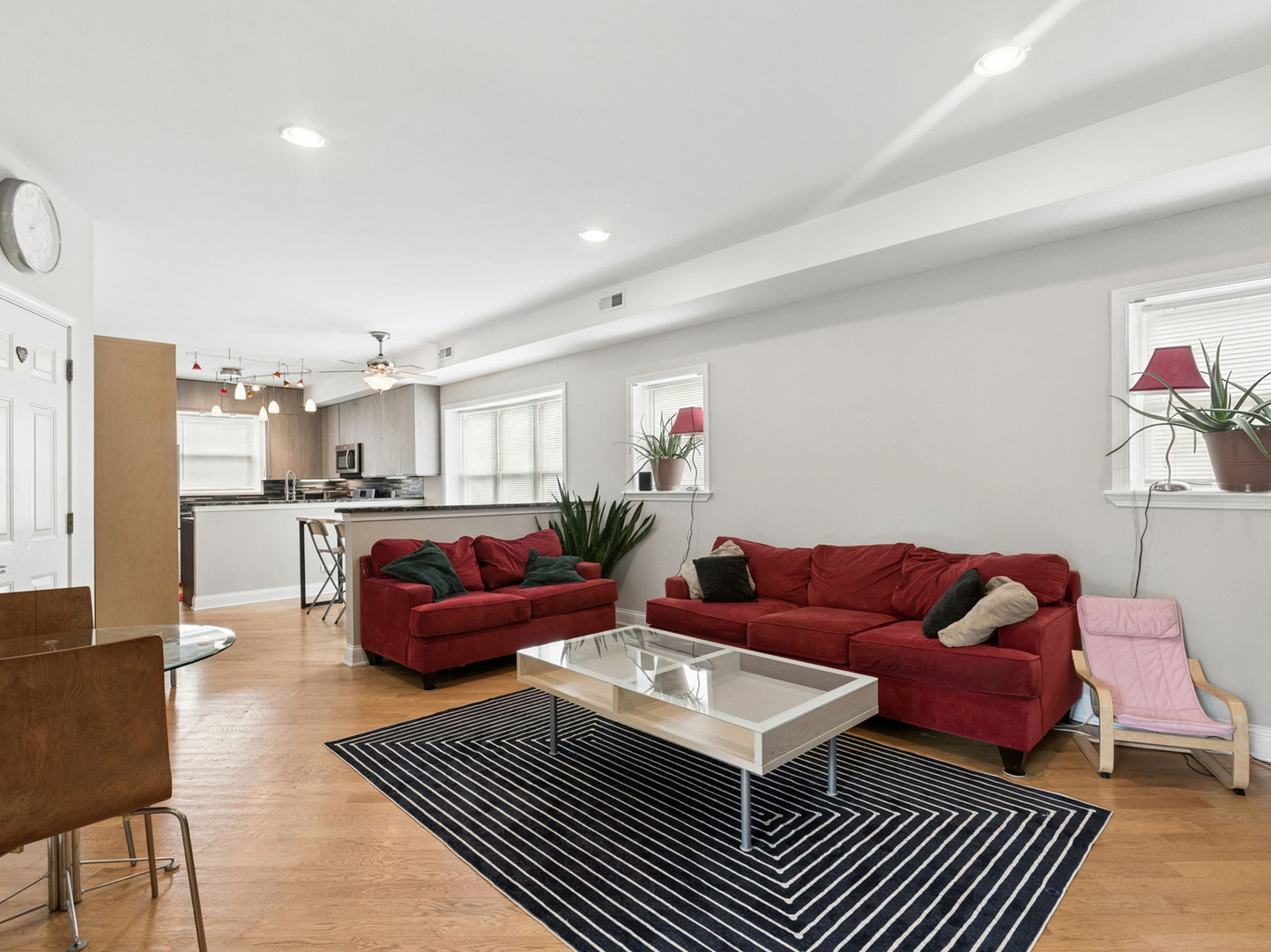 4650 North Saint Louis Avenue Chicago IL 60625