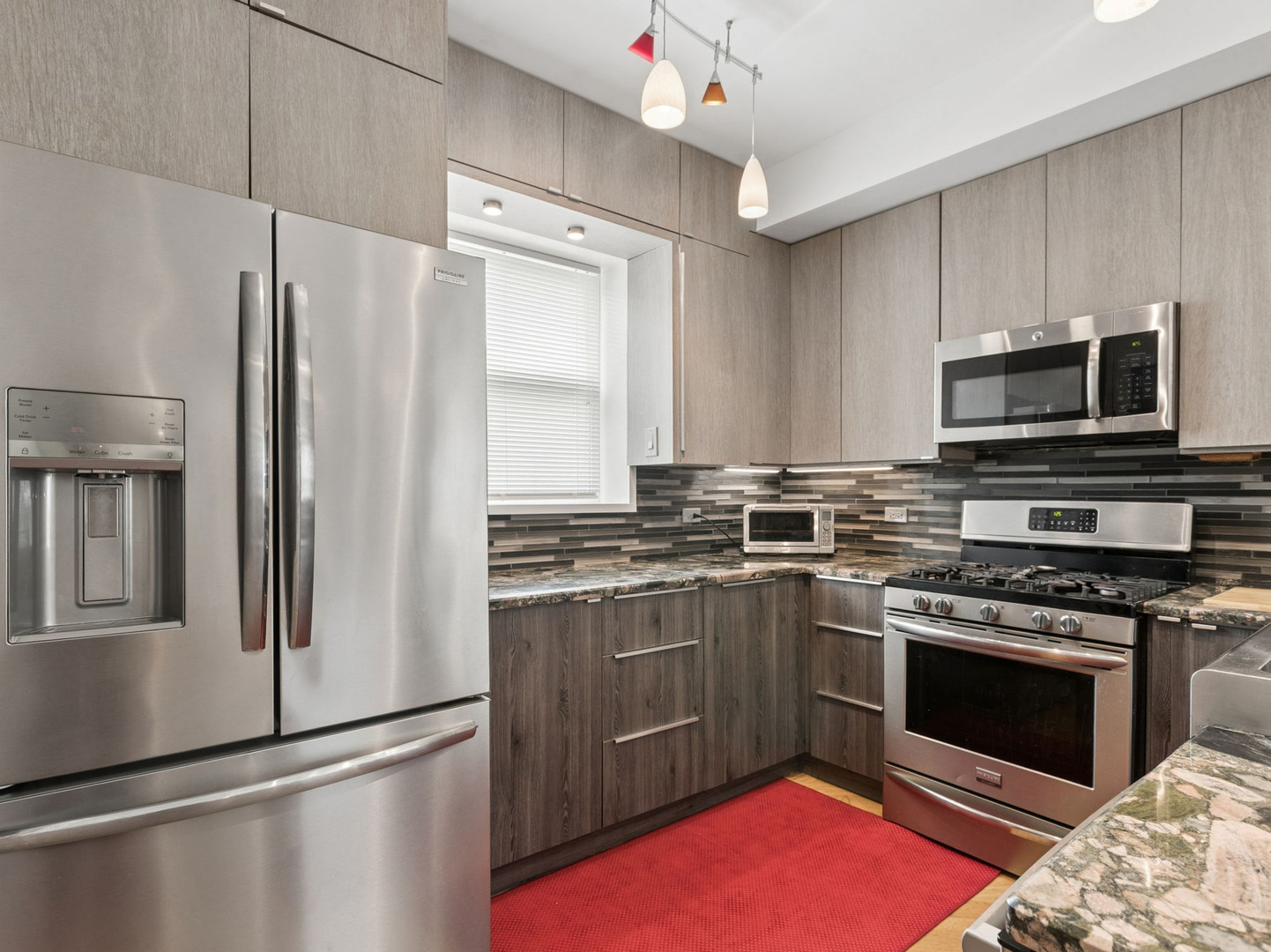 4650 North Saint Louis Avenue Chicago IL 60625