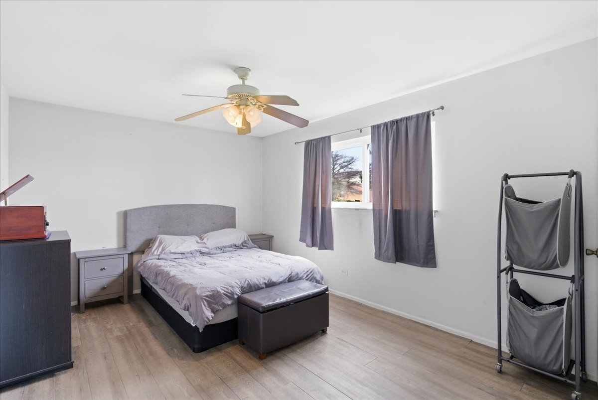 14B Kingery Quarter Willowbrook IL 60527