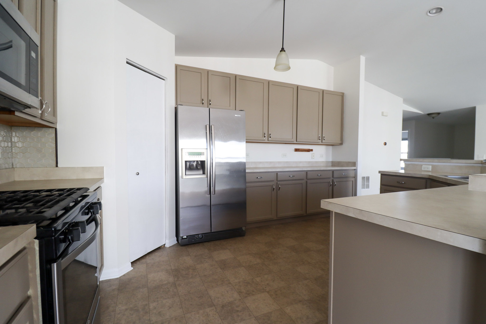 1424 Westhampton Drive Plainfield IL 60586