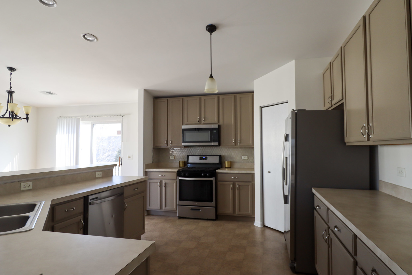 1424 Westhampton Drive Plainfield IL 60586