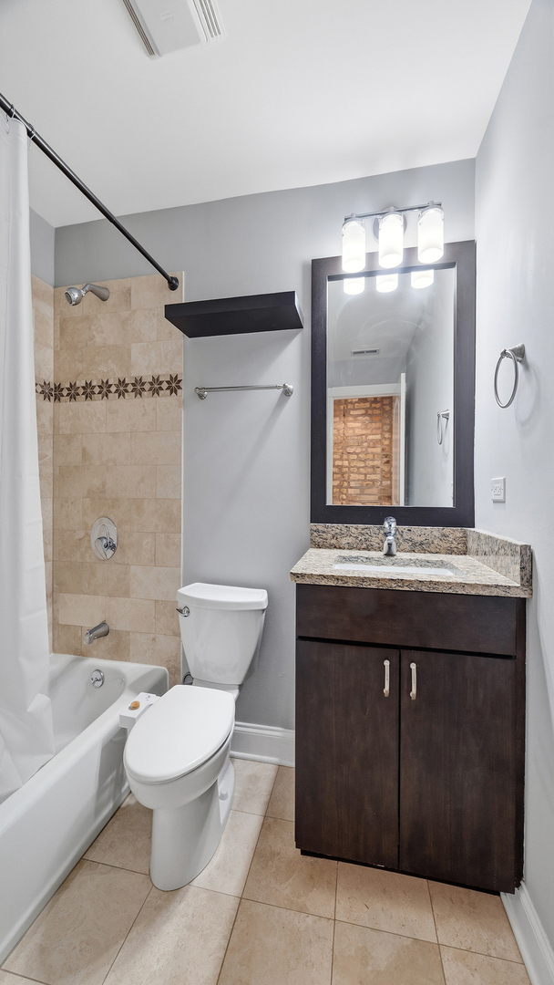 4442 North Damen Avenue Chicago IL 60625