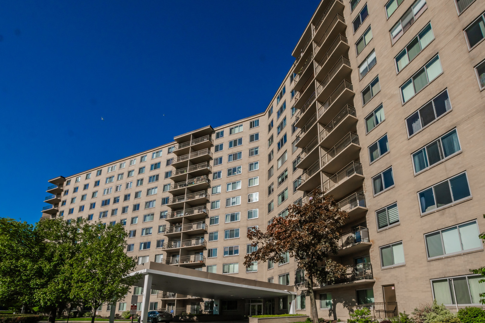 6933 North Kedzie Avenue Chicago IL 60645