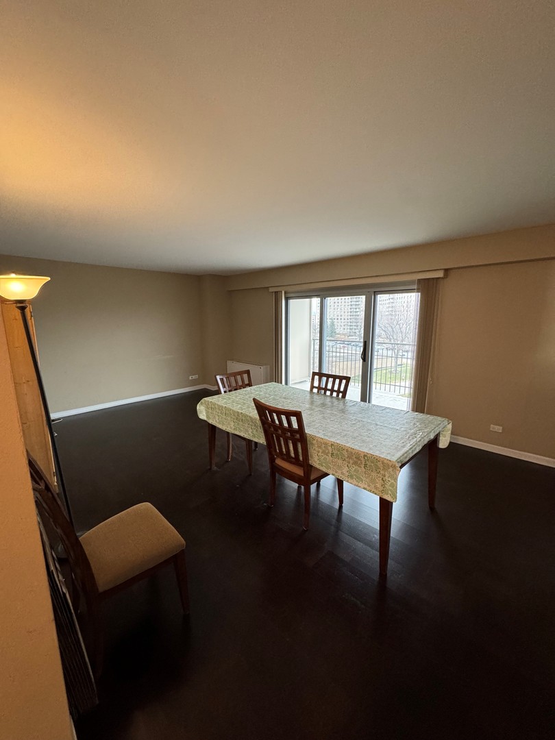 6933 North Kedzie Avenue Chicago IL 60645