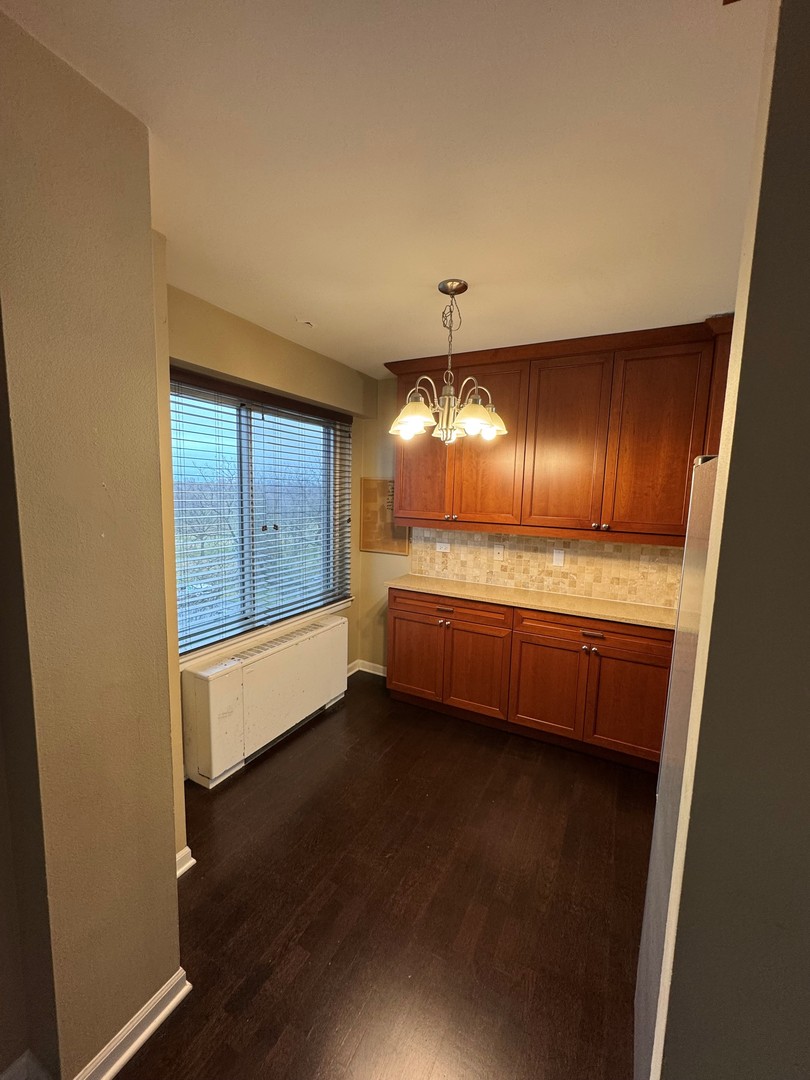 6933 North Kedzie Avenue Chicago IL 60645