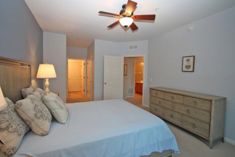 890 June Terrace Lake Zurich IL 60047