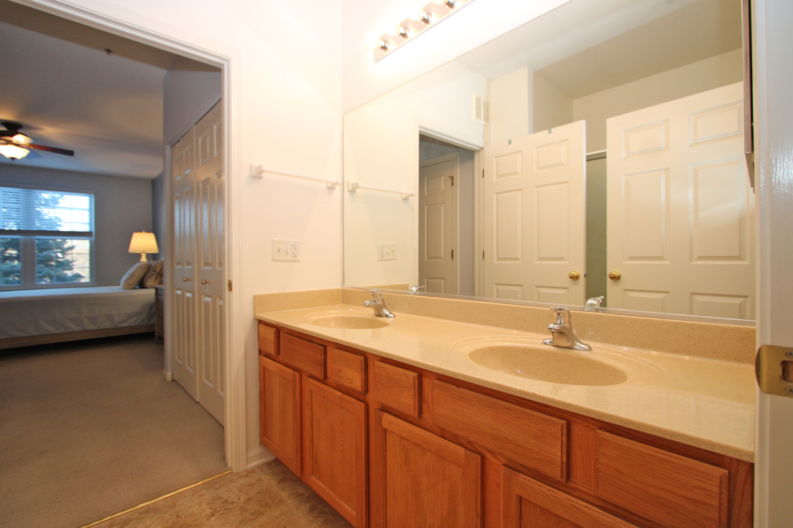 890 June Terrace Lake Zurich IL 60047
