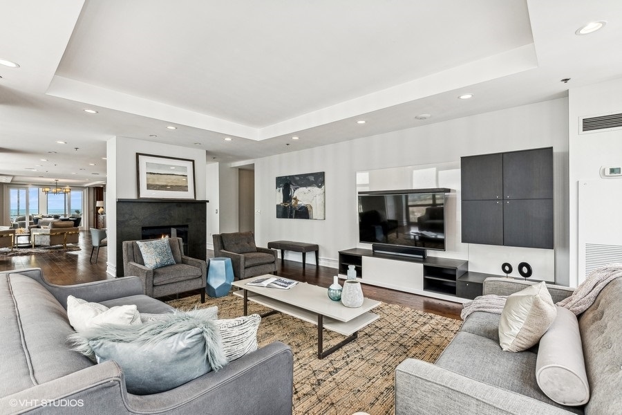 1335 South Prairie Avenue Chicago IL 60605