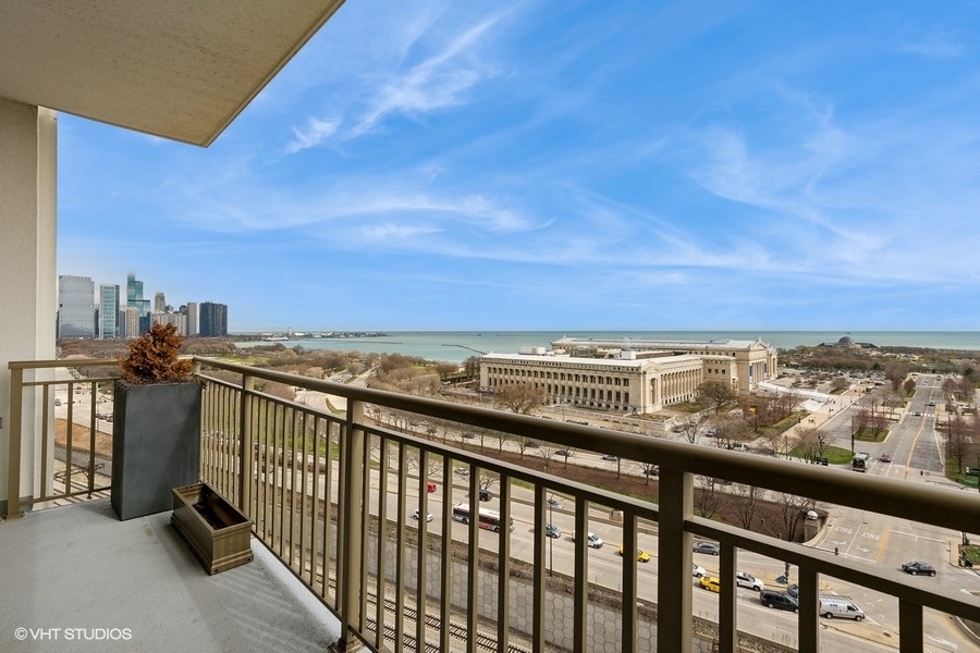 1335 South Prairie Avenue Chicago IL 60605