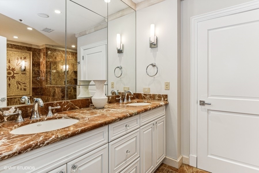 1335 South Prairie Avenue Chicago IL 60605