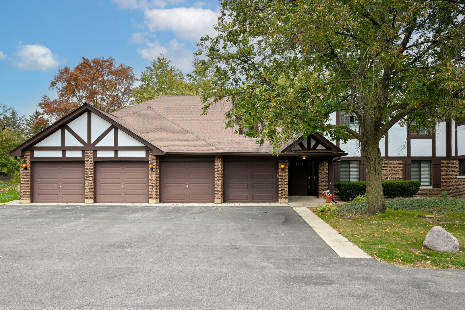 1751 Plymouth Court Wheaton IL 60189