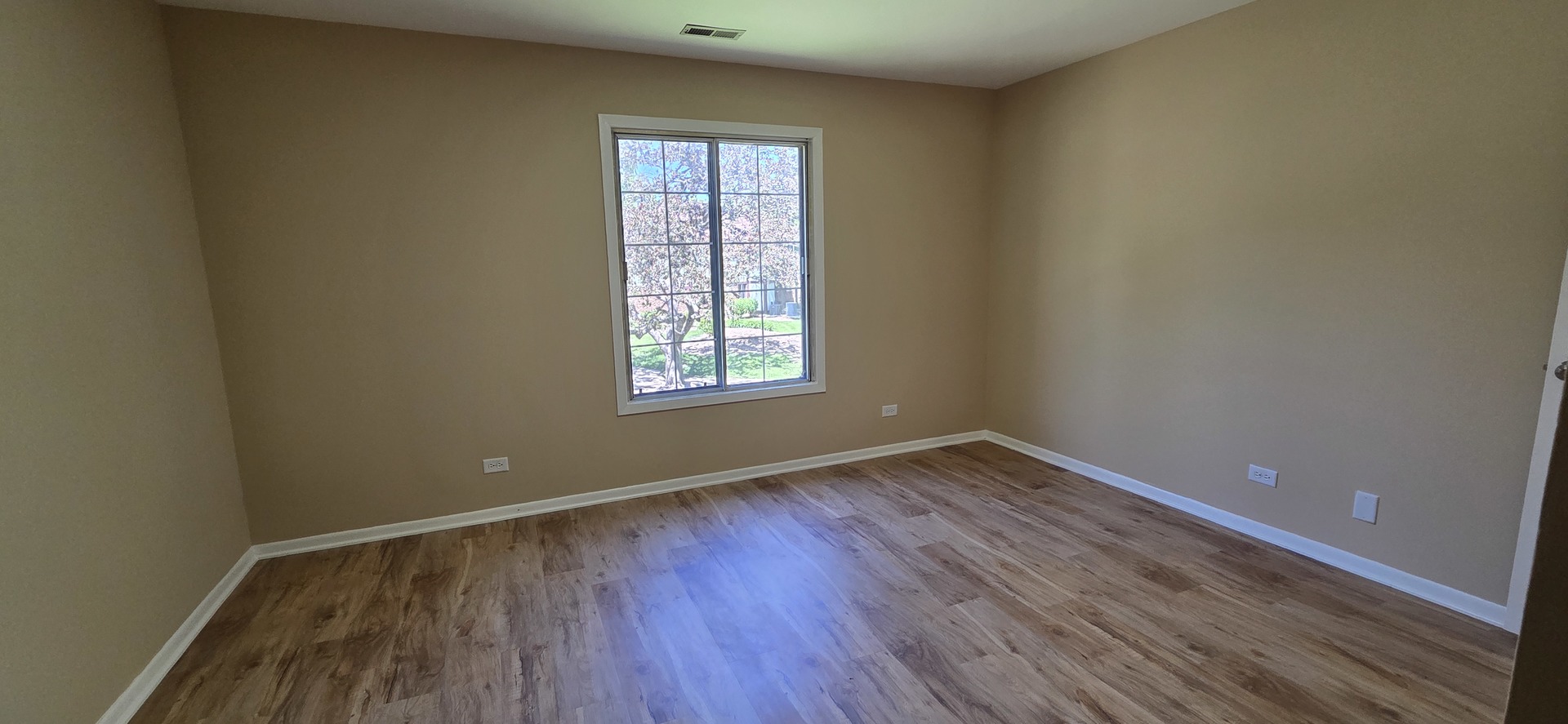 1751 Plymouth Court Wheaton IL 60189