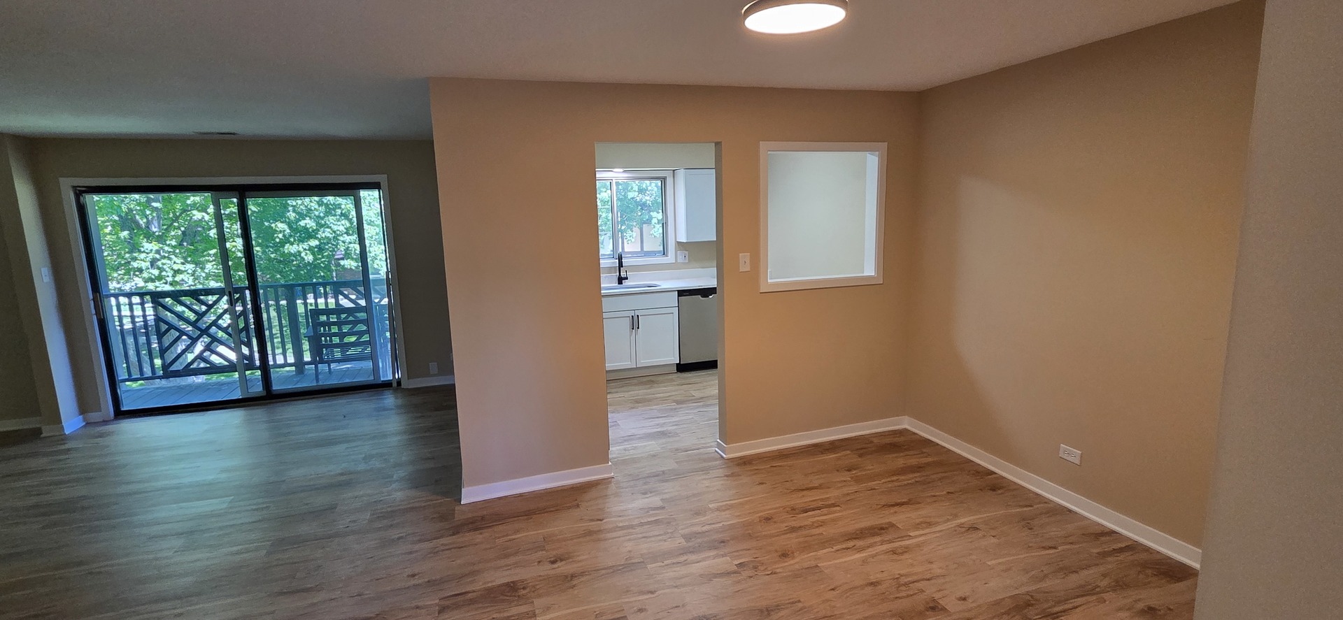 1751 Plymouth Court Wheaton IL 60189