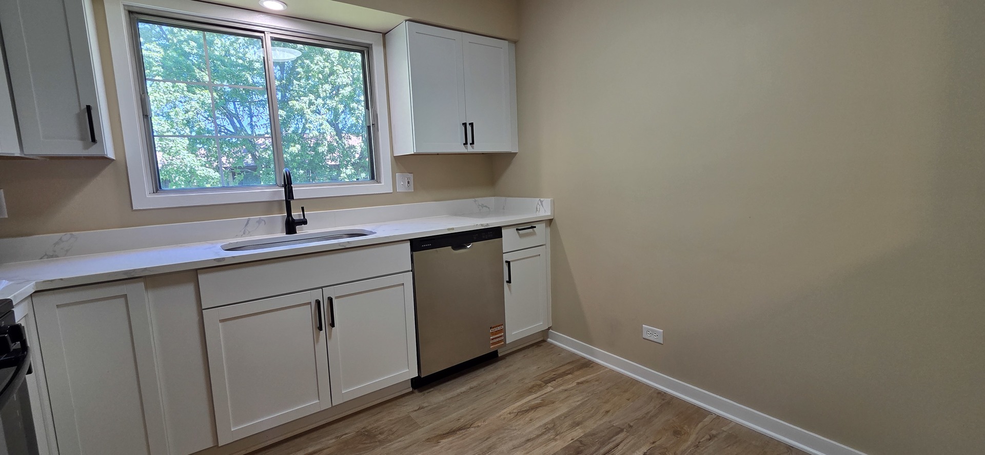 1751 Plymouth Court Wheaton IL 60189