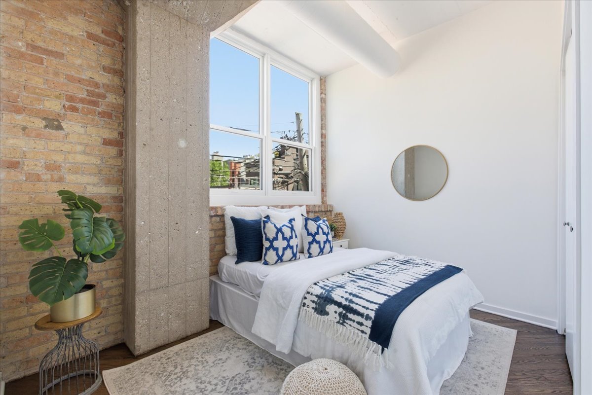 1158 West Armitage Avenue Chicago IL 60614