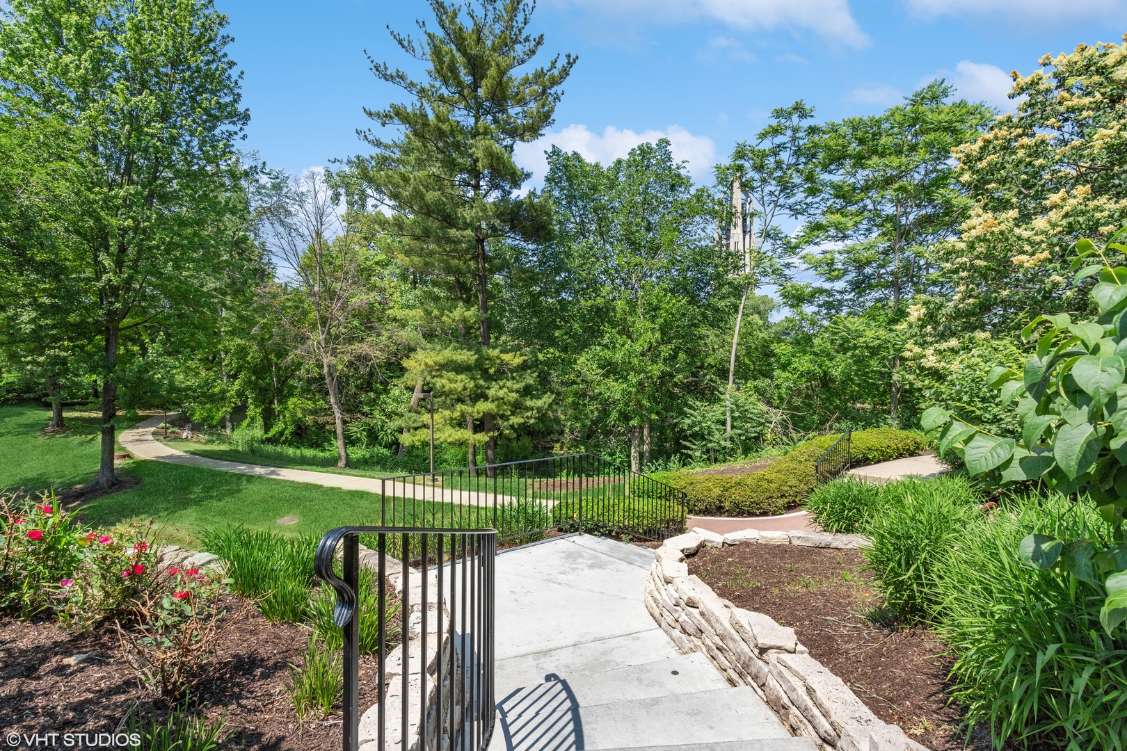 511 Aurora Avenue Naperville IL 60540