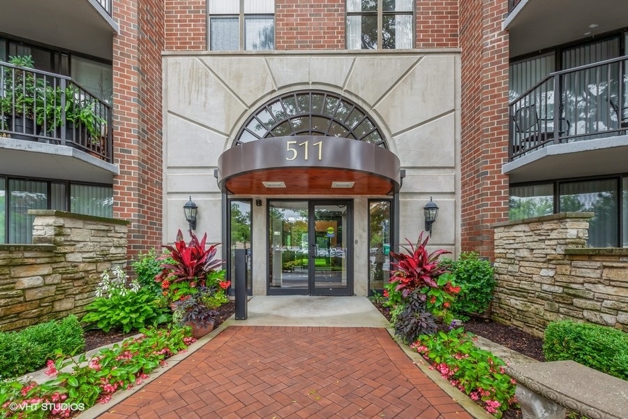 511 Aurora Avenue Naperville IL 60540