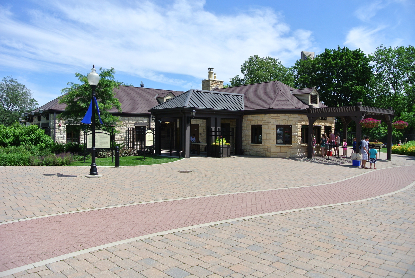 511 Aurora Avenue Naperville IL 60540