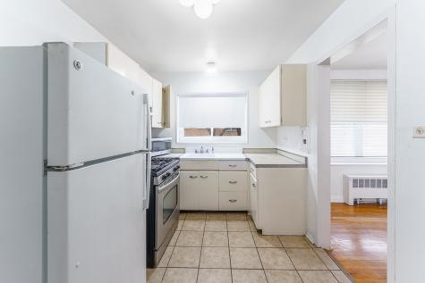 6035 North Damen Avenue Chicago IL 60659