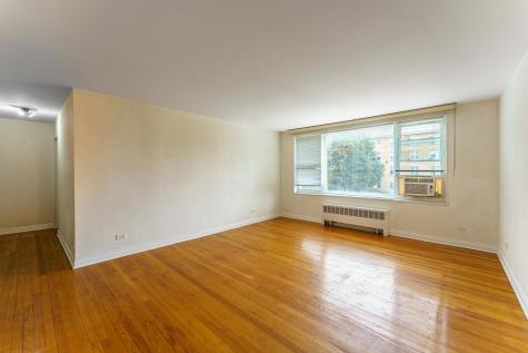 6035 North Damen Avenue Chicago IL 60659