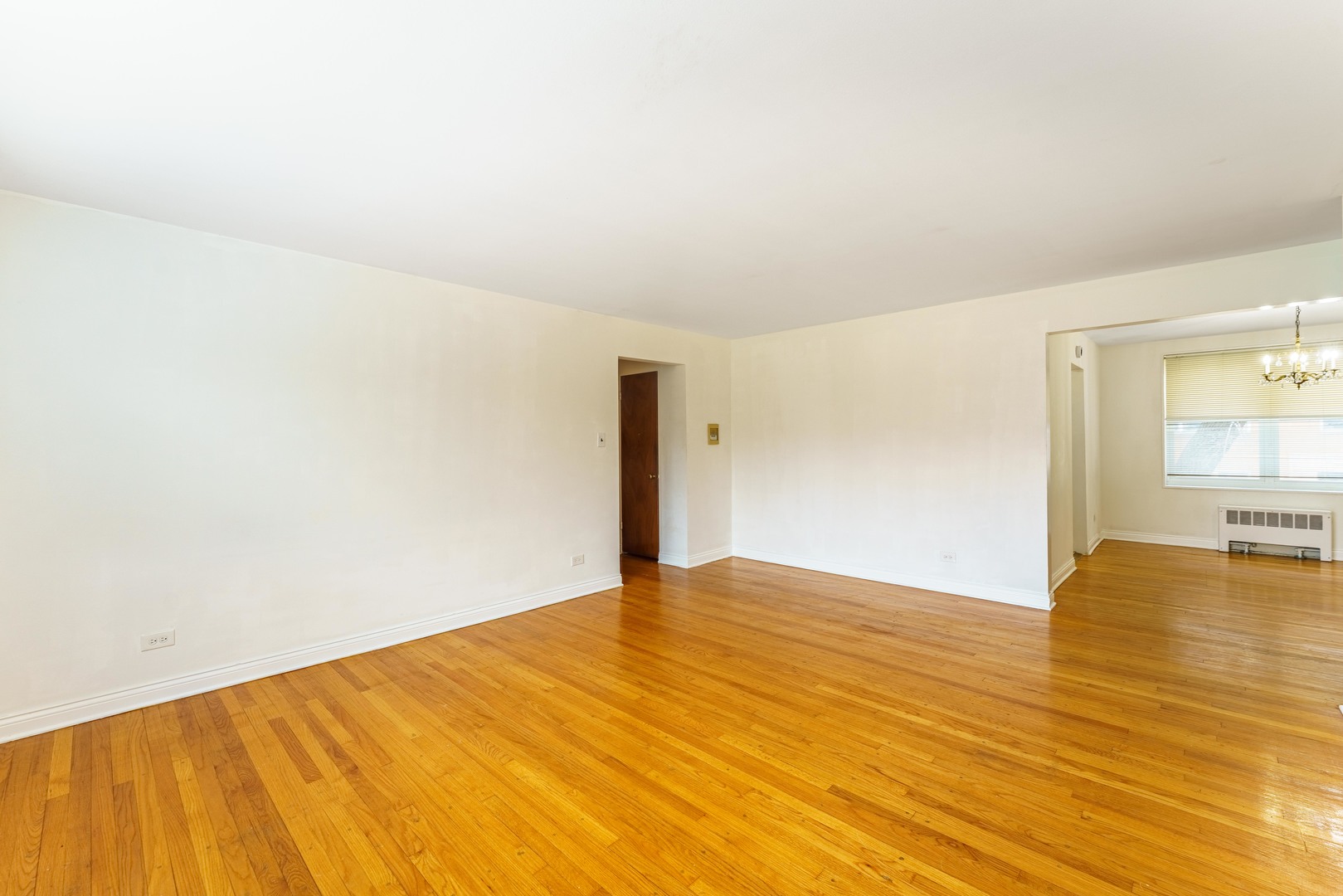 6035 North Damen Avenue Chicago IL 60659