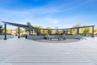 5415 North Sheridan Road Chicago IL 60640