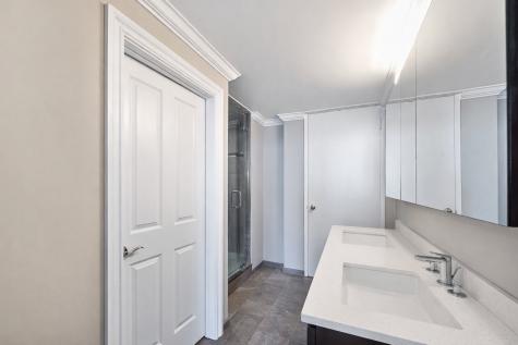 1660 North Lasalle Drive Chicago IL 60614