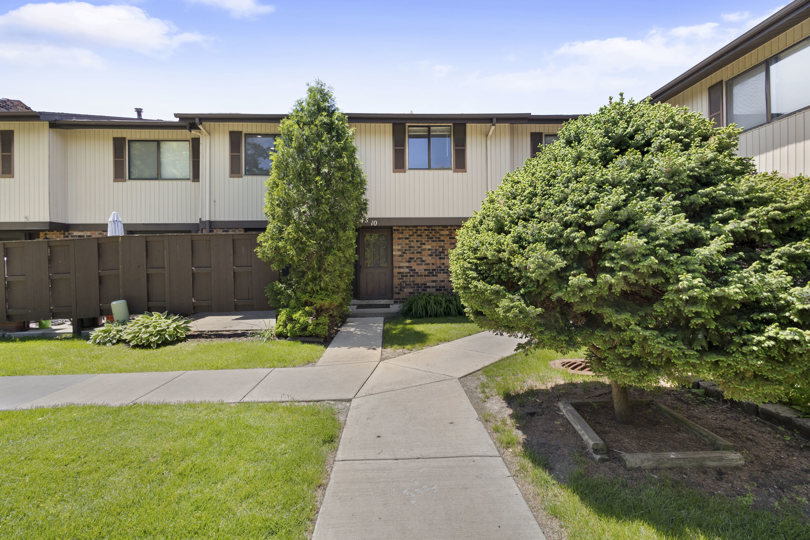 7345 Winthrop Way Downers Grove IL 60516