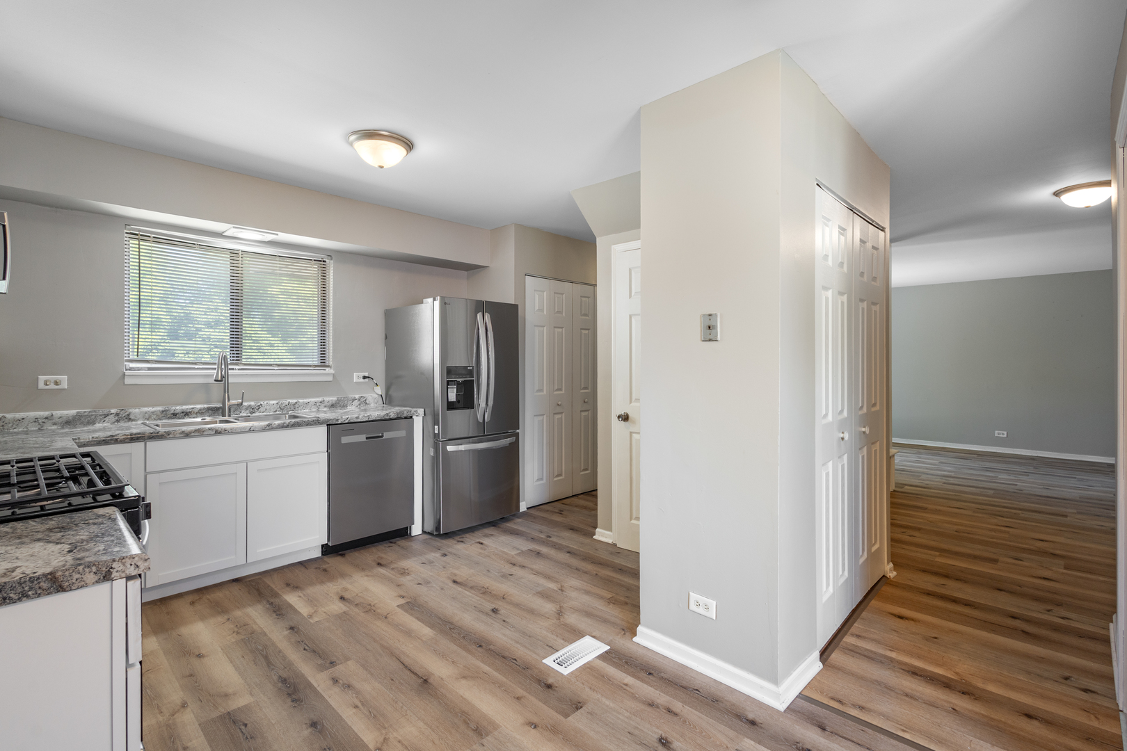 7345 Winthrop Way Downers Grove IL 60516
