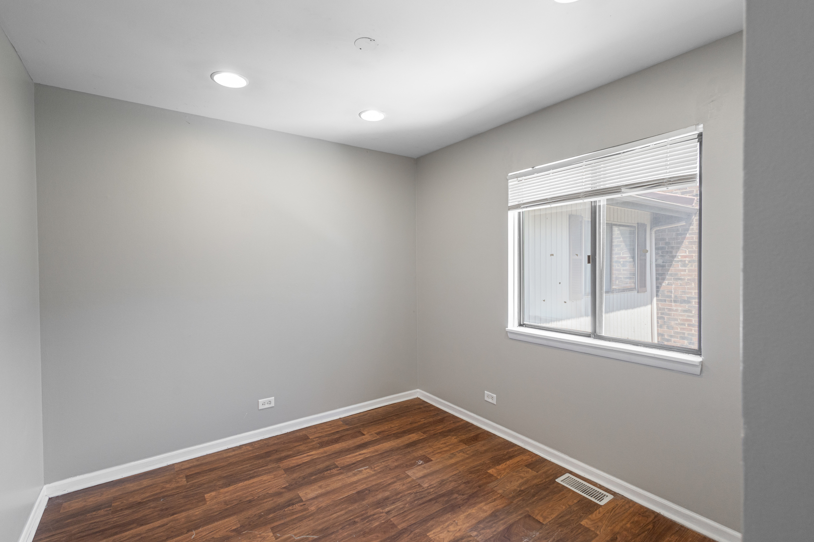 7345 Winthrop Way Downers Grove IL 60516