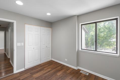 7345 Winthrop Way Downers Grove IL 60516