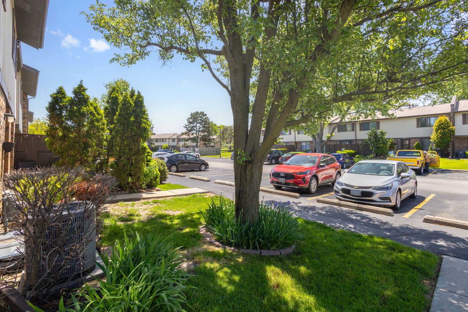 7345 Winthrop Way Downers Grove IL 60516