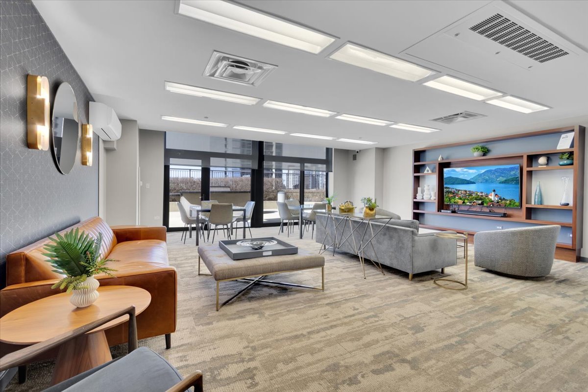 1160 South Michigan Avenue Chicago IL 60605