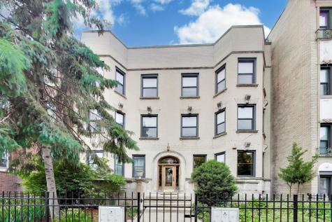 3808 North Pine Grove Avenue Chicago IL 60613