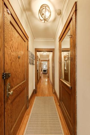 3808 North Pine Grove Avenue Chicago IL 60613
