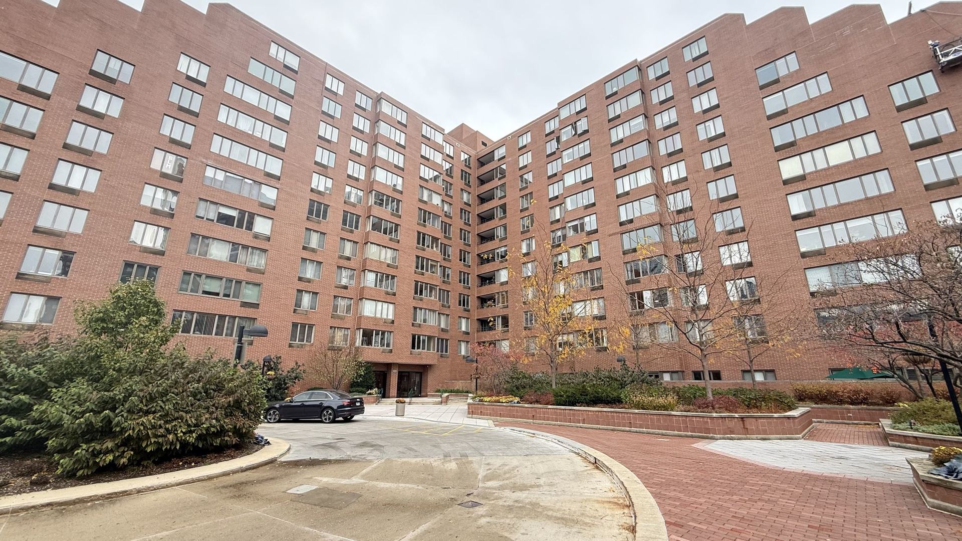 801 South Plymouth Court Chicago IL 60605