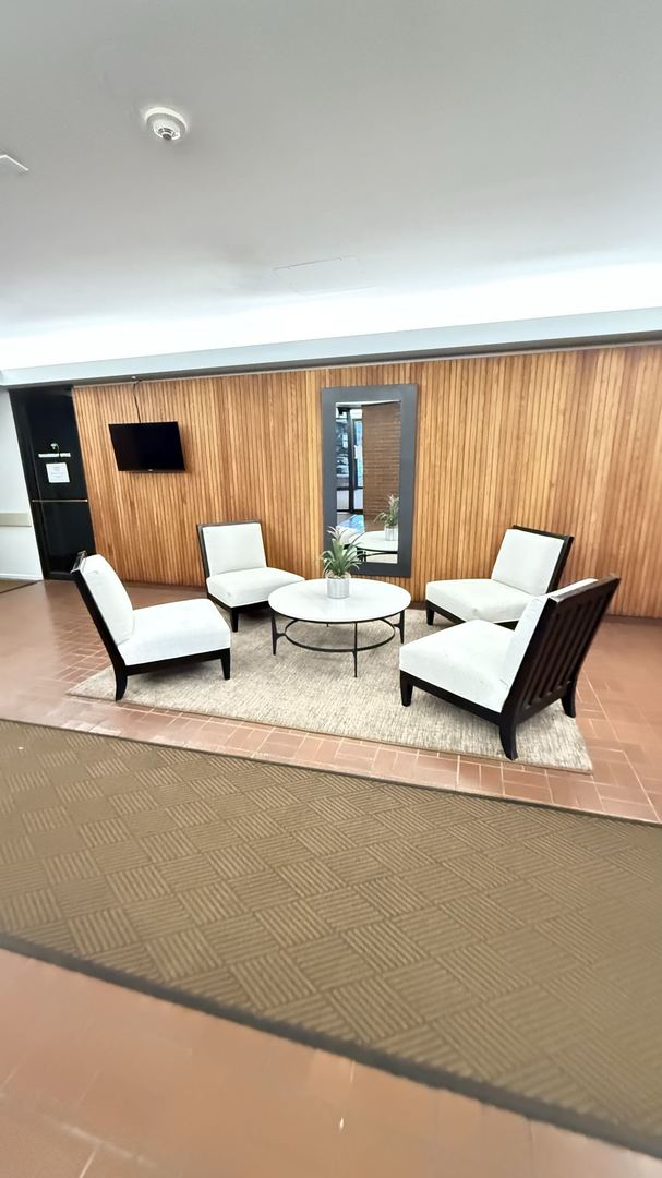 801 South Plymouth Court Chicago IL 60605