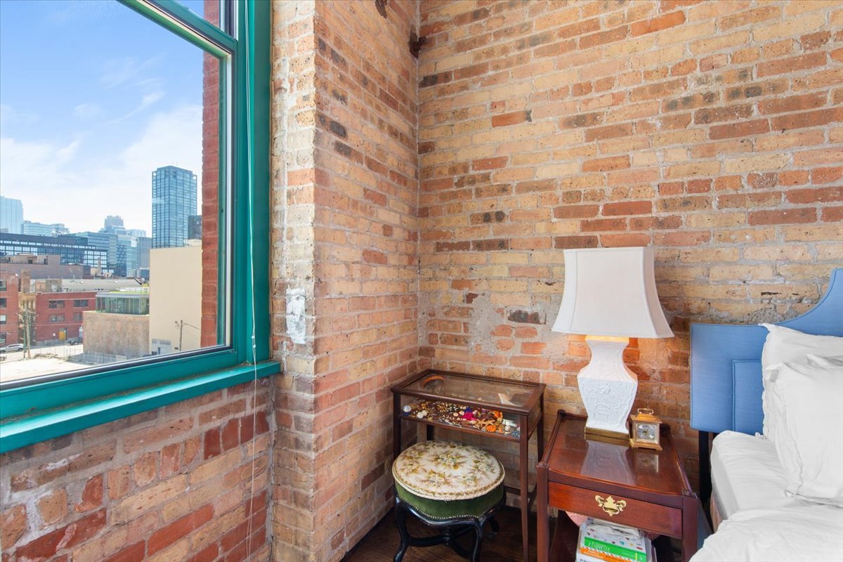 312 North May Street Chicago IL 60607