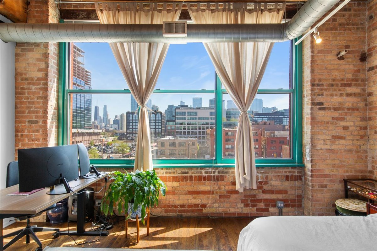 312 North May Street Chicago IL 60607