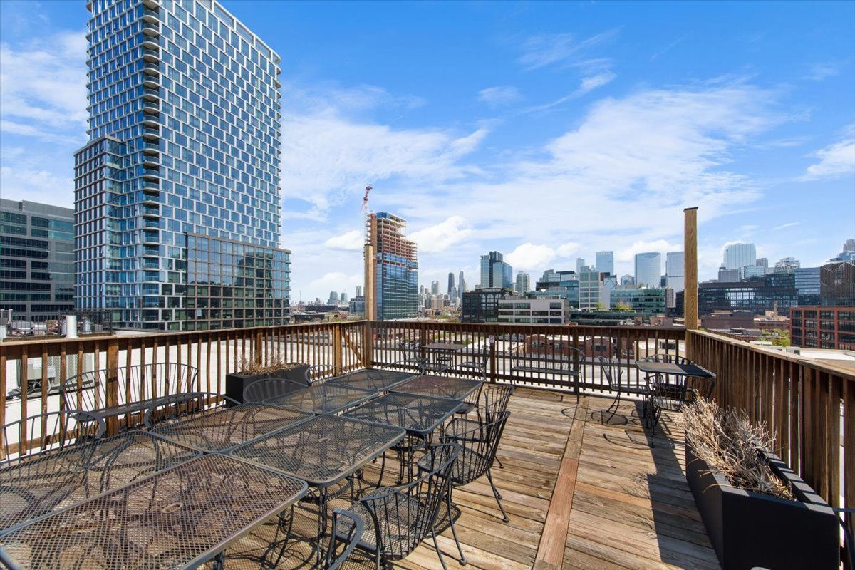 312 North May Street Chicago IL 60607