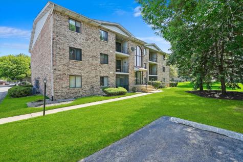 13248 West Circle Drive Parkway Crestwood IL 60418
