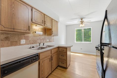 13248 West Circle Drive Parkway Crestwood IL 60418