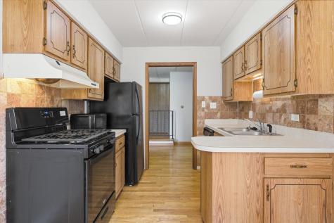 13248 West Circle Drive Parkway Crestwood IL 60418
