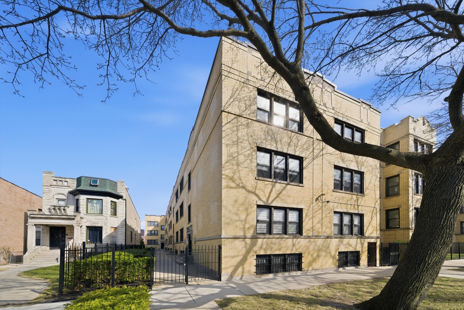 6331 South Kimbark Avenue Chicago IL 60637