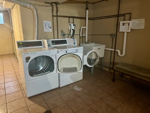 1727 West Touhy Avenue Chicago IL 60626