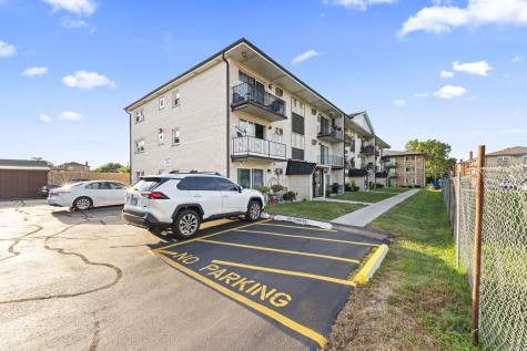 7102 West 107th Street Worth IL 60482