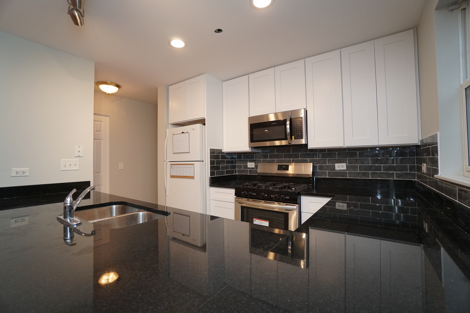 1103 North Crosby Street Chicago IL 60610