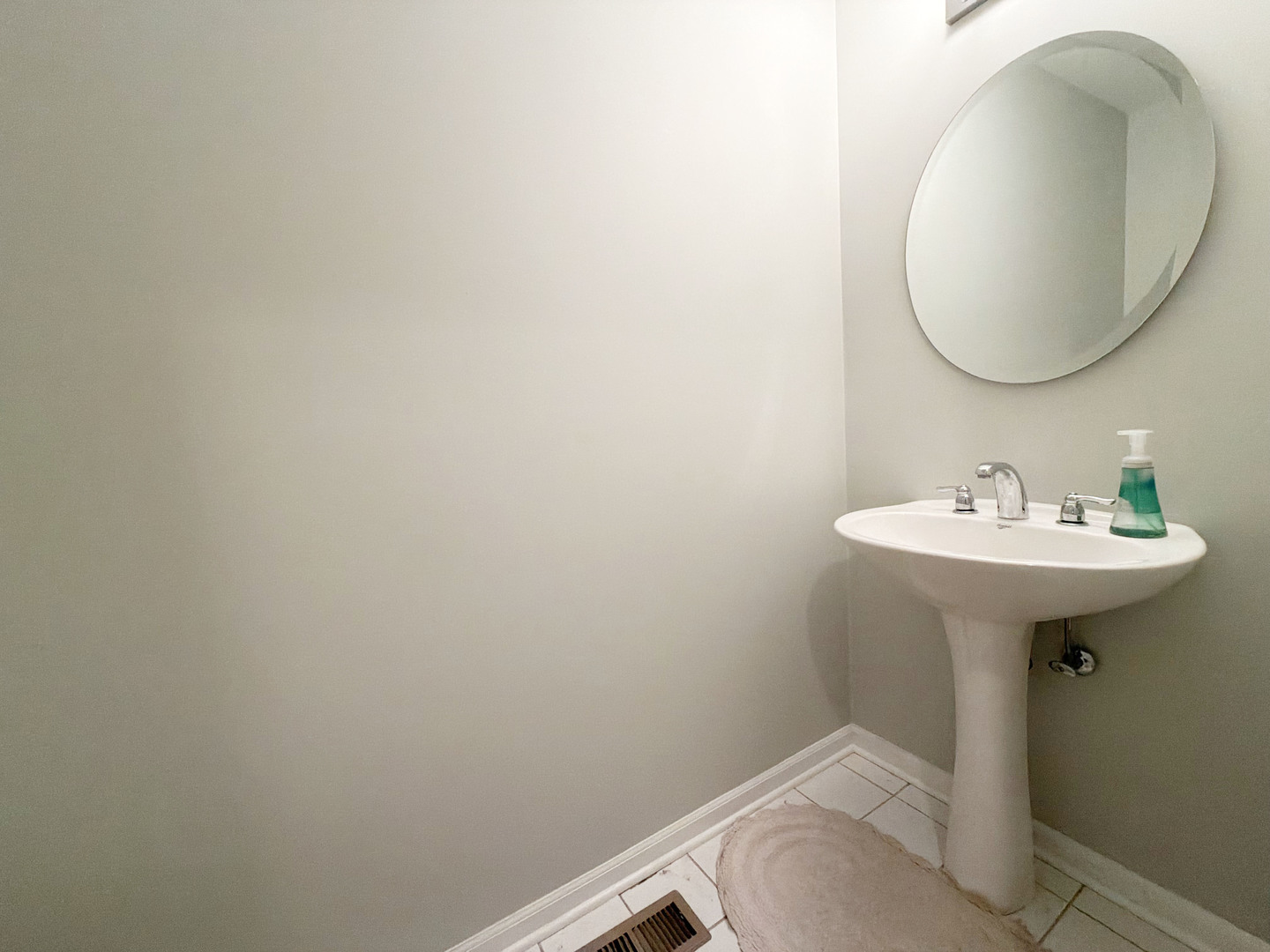 1103 North Crosby Street Chicago IL 60610